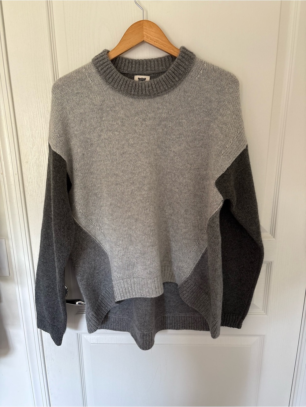 Lita by Ciara 💯 recycled cashmere color block sweater